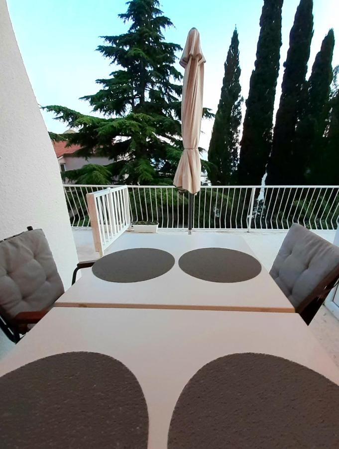 Villa Libe Baška Voda Εξωτερικό φωτογραφία