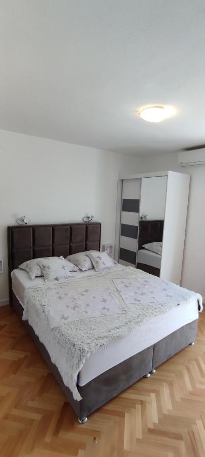 Villa Libe Baška Voda Εξωτερικό φωτογραφία
